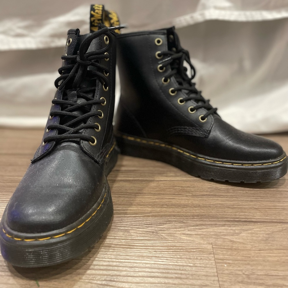 Doc Martens - Zavala style
